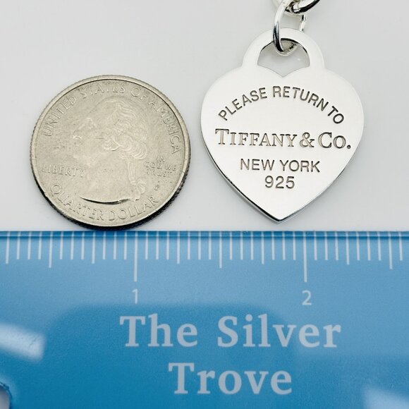 18" Please Return to Tiffany Large Heart Tag Toggle Necklace in Sterling Silver - Picture 8 of 8